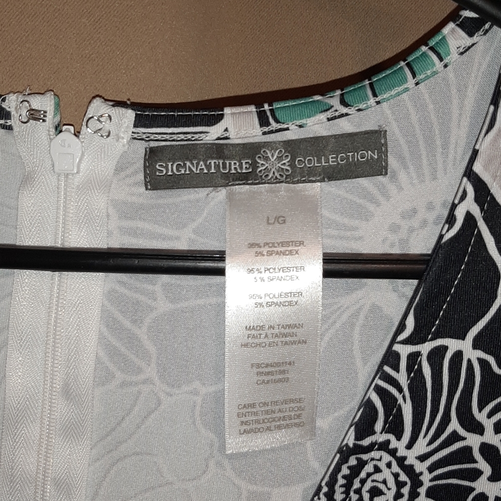 ๐ Signature Collection Dress - Picture 4 of 4